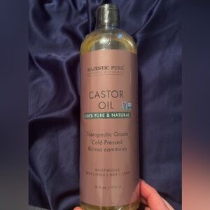 Majestic Pure Cosmeceuticals Castor Oil with pump- Therapeutic Grade